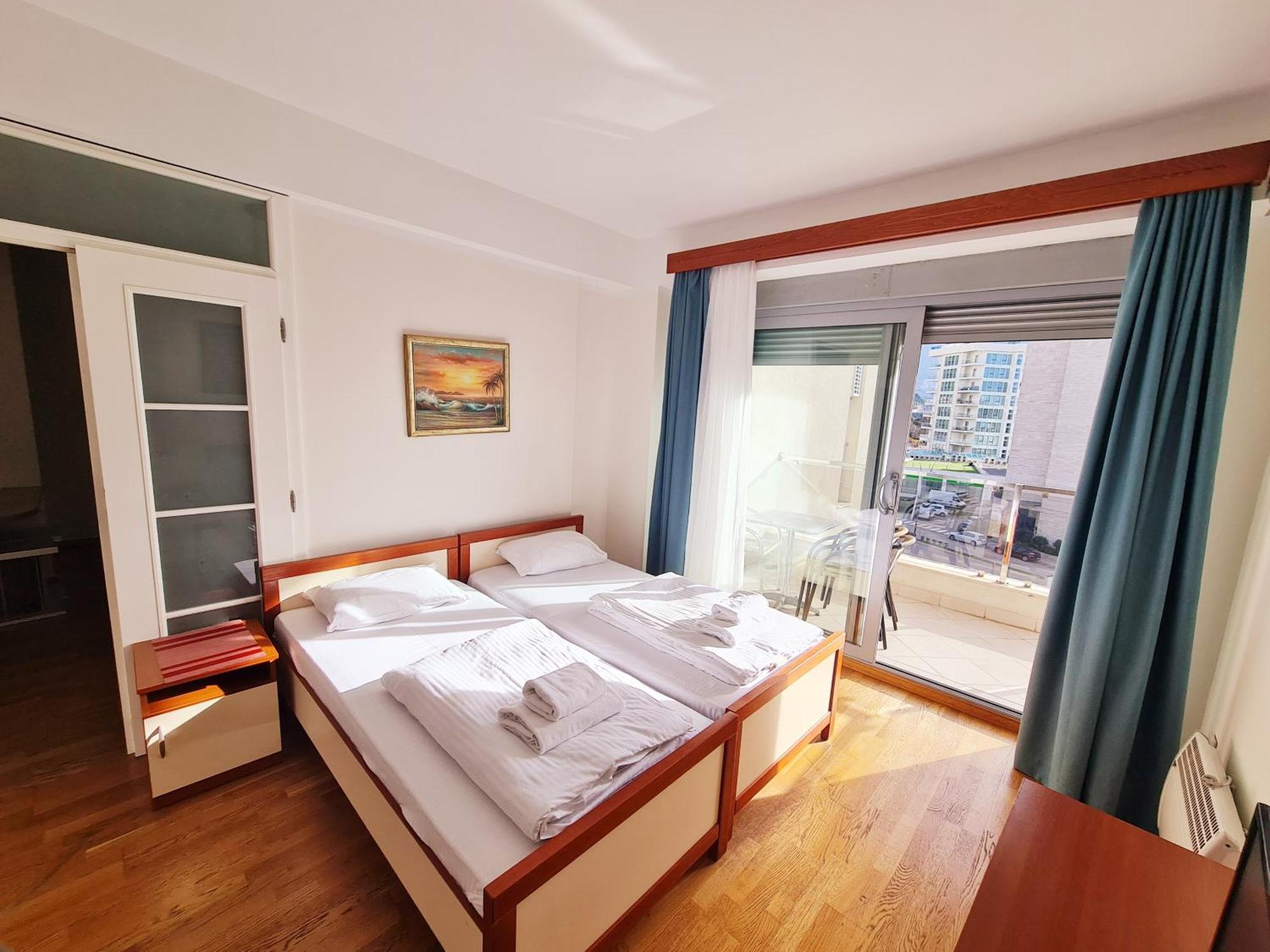 Centar New Loki Apartments Budva Exteriör bild